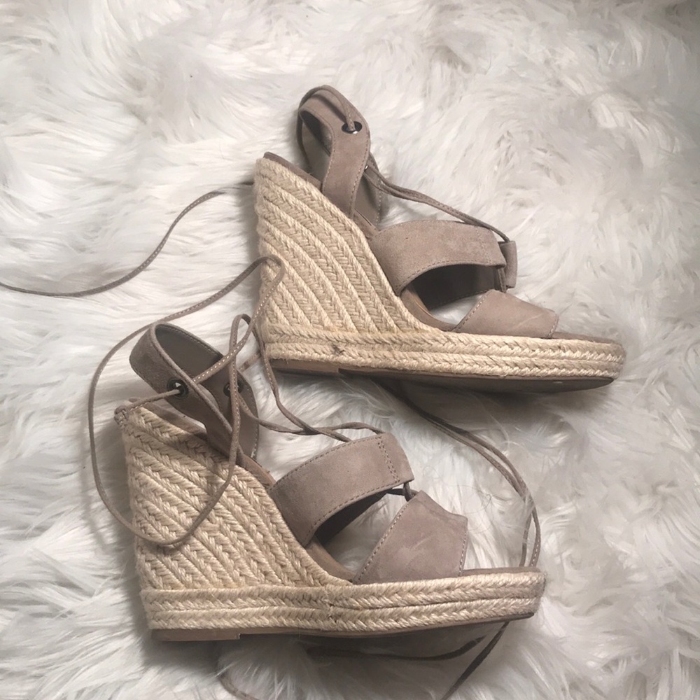Steve Madden ‘Prize’ Wedges in ‘Taupe’